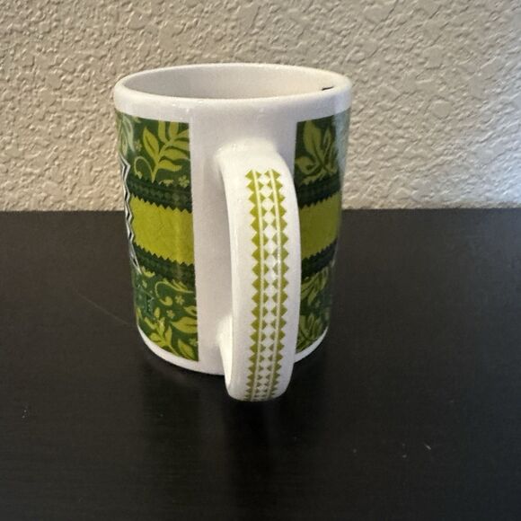 University of Hawaii  Coffee Mug UH The Islander Group Green Cup Tea Souvenir - Picture 6 of 6